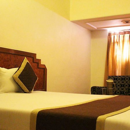 Hotel Goyal Джайпур Екстериор снимка