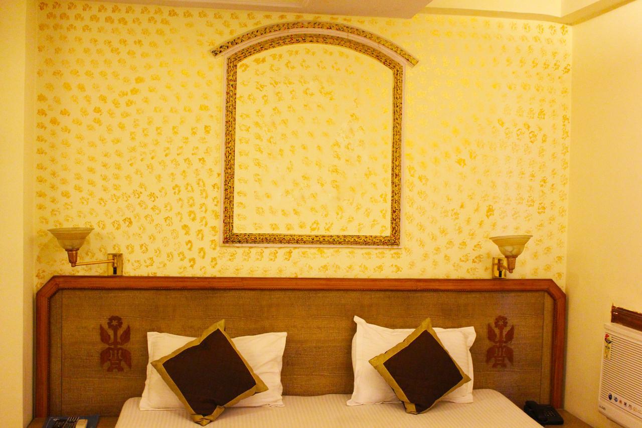 Hotel Goyal Джайпур Екстериор снимка
