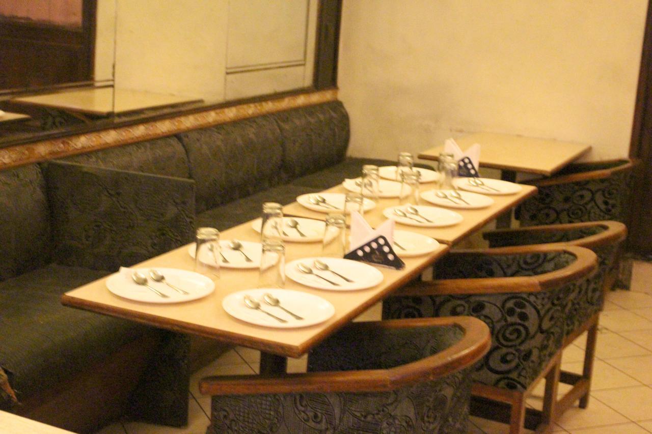 Hotel Goyal Джайпур Екстериор снимка